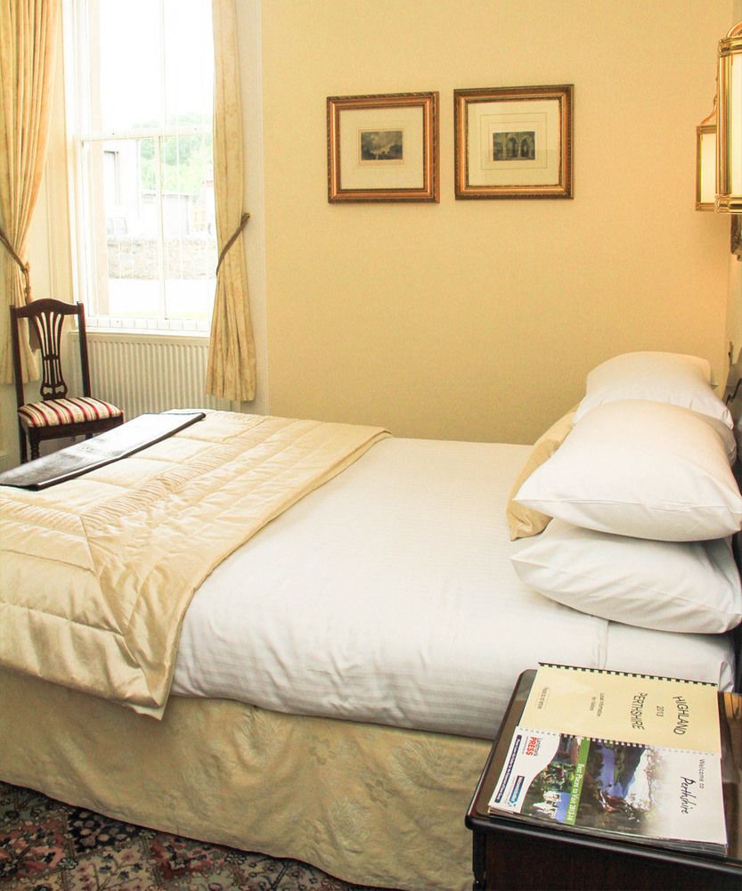 Atholl Villa Guest House Питлохри Экстерьер фото